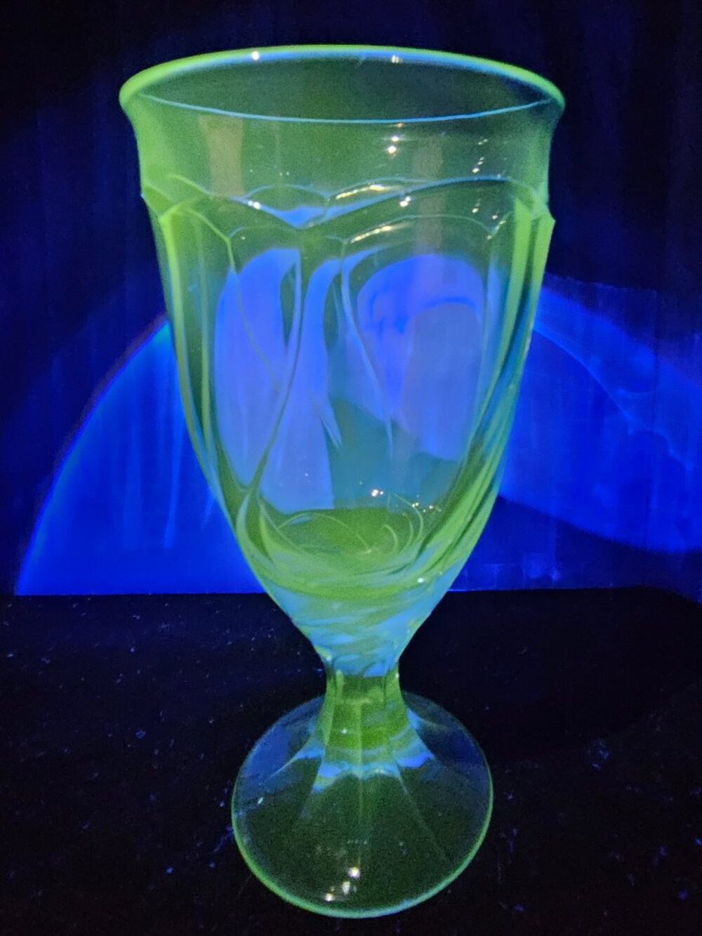 Noritake Sweet Swirl Glowing Goblets